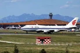 周末顺义一日游 | 与飞机“擦肩而过”，用艺术慰藉心灵！图片