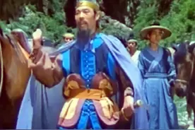 三侠剑：胜英哪里都好就是有点爱惜羽毛，说说盛誉之下的昆仑侠图片