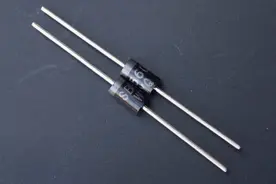 肖特基二极管和快恢复二极管有什么区别图片