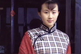 《银饰》一个富太太的婚外情，道出性压抑下“无性婚姻”的悲哀图片