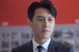《突围》疑似换脸镜头被发现，换成一位国家一级演员，撞脸汪小菲图片