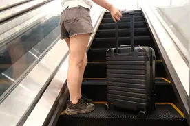 小米有品上新：悠启多立克框体旅行箱，大容量真能装图片