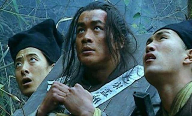 武松为何能大闹飞云浦？你看他动手前干了些啥，无愧“天人”之称