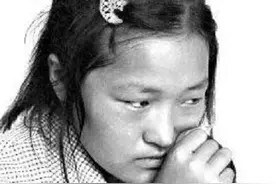 对抗高考制度，故意考0分的那个河南女孩，现在过得怎么样？图片