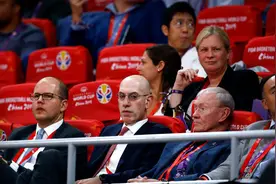 9年700亿！NBA再现天价合同，收视率降低，球员身价却暴涨图片