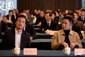 赵立新被《突围》AI换脸，八大剧组一起遭秧图片