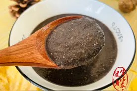 黑芝麻加些滋补食材做上班族早餐，比牛奶豆浆营养，可半月不起早图片