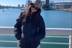 54岁王祖贤嫩似少女，身材苗条不输超模，被曝账单高达300亿图片