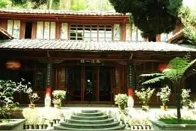 中国一豪宅藏着三百箱金条，藏宝图在院内，神秘图案至今无人能解图片