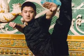 被误认为出身底层，吴京周杰伦周深的家境却好到令人意外图片