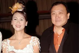 “晶女郎”李思蓓近况曝光，43岁身材仍出众，转行开按摩店成富婆图片