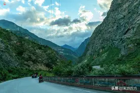 被朱镕基总理盛赞“海外仙山，蓬莱胜地”，因一首情歌名扬四海图片