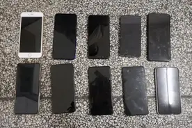 盯上学生摩托车座椅箱 警察蜀黍：有这智商为啥要当小偷？图片