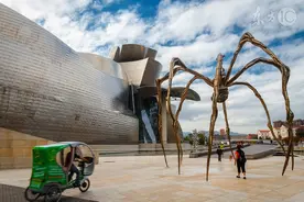 小说：末日降临：美女邻居想吃饱，请出示你的才艺！图片