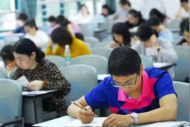 大学生公认“最难”的5场考试，四六级仅排第四，考生：我太难了图片