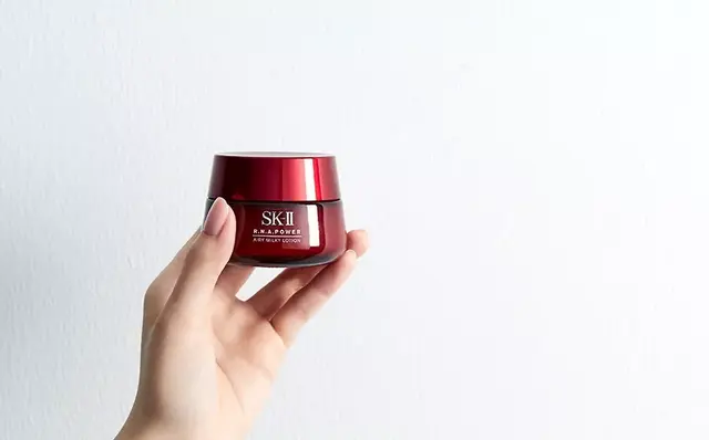 吐血整理的护肤清单！油皮、干皮、敏感肌、混合皮到底都在用啥