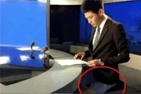 央视主持人被拍，他们私下到底有多"不正经"?网友：简直刷新三观图片