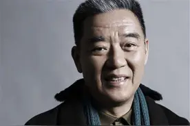 “神奇”的李立群，烂片不断，却夺得金钟奖影帝，他凭什么？图片