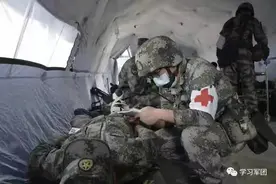 打造战救卫士 锤炼保障尖兵全军医疗护理核心保障能力不断提升图片