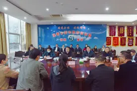 依法依规为群众解决合理诉求，宜春市长接待群众来访图片