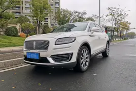 35万喜提林肯航海家，再开凯迪拉克XT6，车主：差距一目了然图片