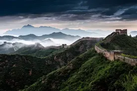 “中华民族”一词是谁最早使用的？图片