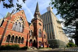 「世界大学图鉴12」多个排名跌出前十，耶鲁大学堕落了吗？图片