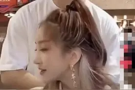 和范冰冰分手后李晨和美女网红合拍视频 为其按摩表情逗趣图片