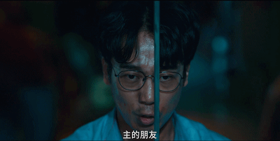 连续4天上榜，比《王国》尺度还大，不愧是一集30亿韩元的韩剧