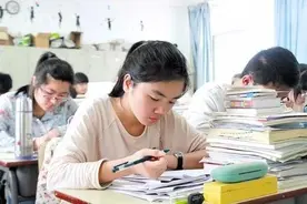 “考上211、985，就了不起吗”，残酷的现实早已告诉你答案图片