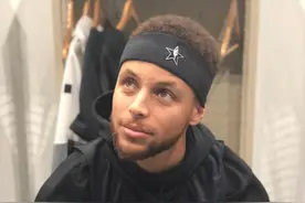 发带造型分4个等级：杜兰特气质C级，詹姆斯S级，艾弗森SSS级图片