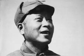 李井泉的资历足以授上将，却因做了一件事，愧对四川几千万人 图片