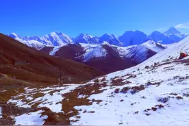 在雅哈垭口看“蜀山之王”，贡嘎雪山图片