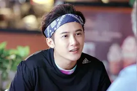 檀健次：希望自己不是昙花一现，而是要做往年依旧图片