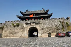 寿县靖淮门，中国历史最悠久的古城门之一，它的名字读音扑朔迷离图片