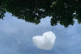 5步教你制作心形的云，酷毙了！而且美图秀秀就可以做到！图片