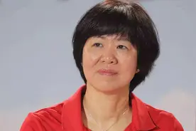 女排人才济济，郎平最得意的三大女排队长，两位已退役都有谁呢？图片
