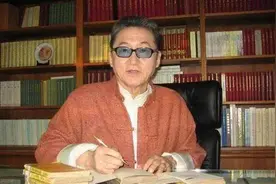 李敖天不怕地不怕，一路斩妖除魔，却对毛主席敬畏、敬重有加图片