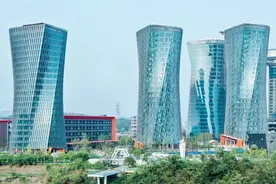 中国五冶重庆仙桃数据谷项目获第六届国际BIM大赛最佳成果奖图片