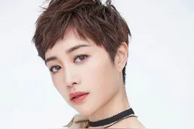 与华仔一样隐婚低调的张龄心，谈了20年的师生恋，谁想丈夫是名导图片