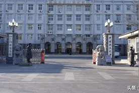 中国政法大学38名准研究生放弃读硕、读博图片