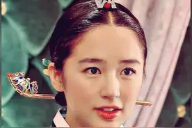 曾经的最美兔子脸韩剧女王，如今复出被diss是整容怪物？图片