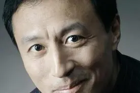 那个曾不顾家人反对，毅然出国留学的王洛勇，如今去了哪里？图片