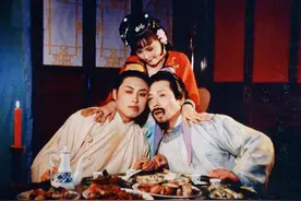 宁国府的家风有多混乱？贾宝玉的手下小厮，无意中揭开贾府遮羞布图片