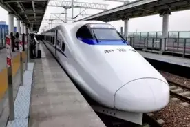 天门市委副书记、市长杨兴铭调研沿江高铁武汉至宜昌项目天门段建设前期工作图片