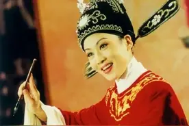 中国戏曲文学赏析，“我事事村，他般般丑，丑则丑村则村意相投”图片