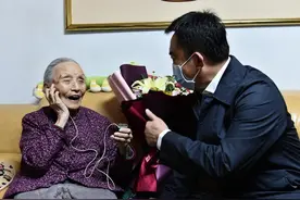 太原市目前共有百岁老人166名，最大年龄108岁图片