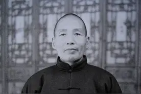四川王刘湘击败刘文辉后，为何没有斩草除根，反而将西康留给他？图片