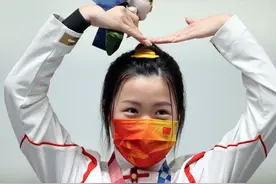 奥运首金杨倩的“清华学霸标签”，是捧杀吗？两方面让人望尘莫及图片
