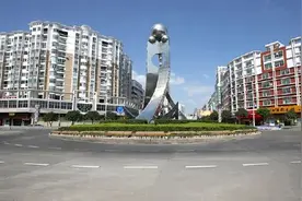 泉州前首富成"老赖"：公司市值蒸发400亿，7年关停四千家店图片